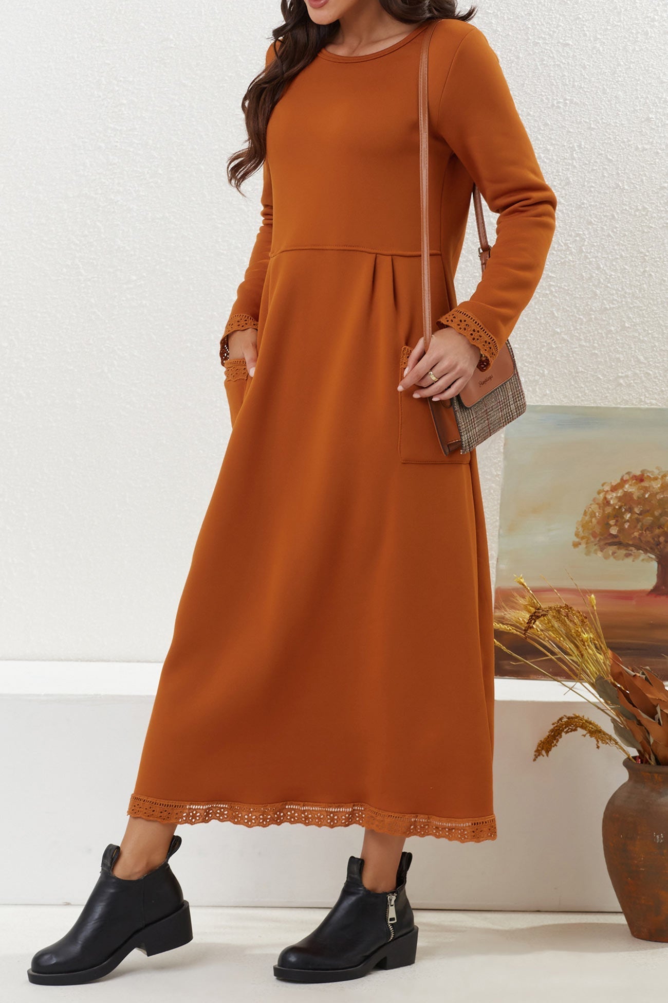 Beautifully Crafted Dress in a Classic Style