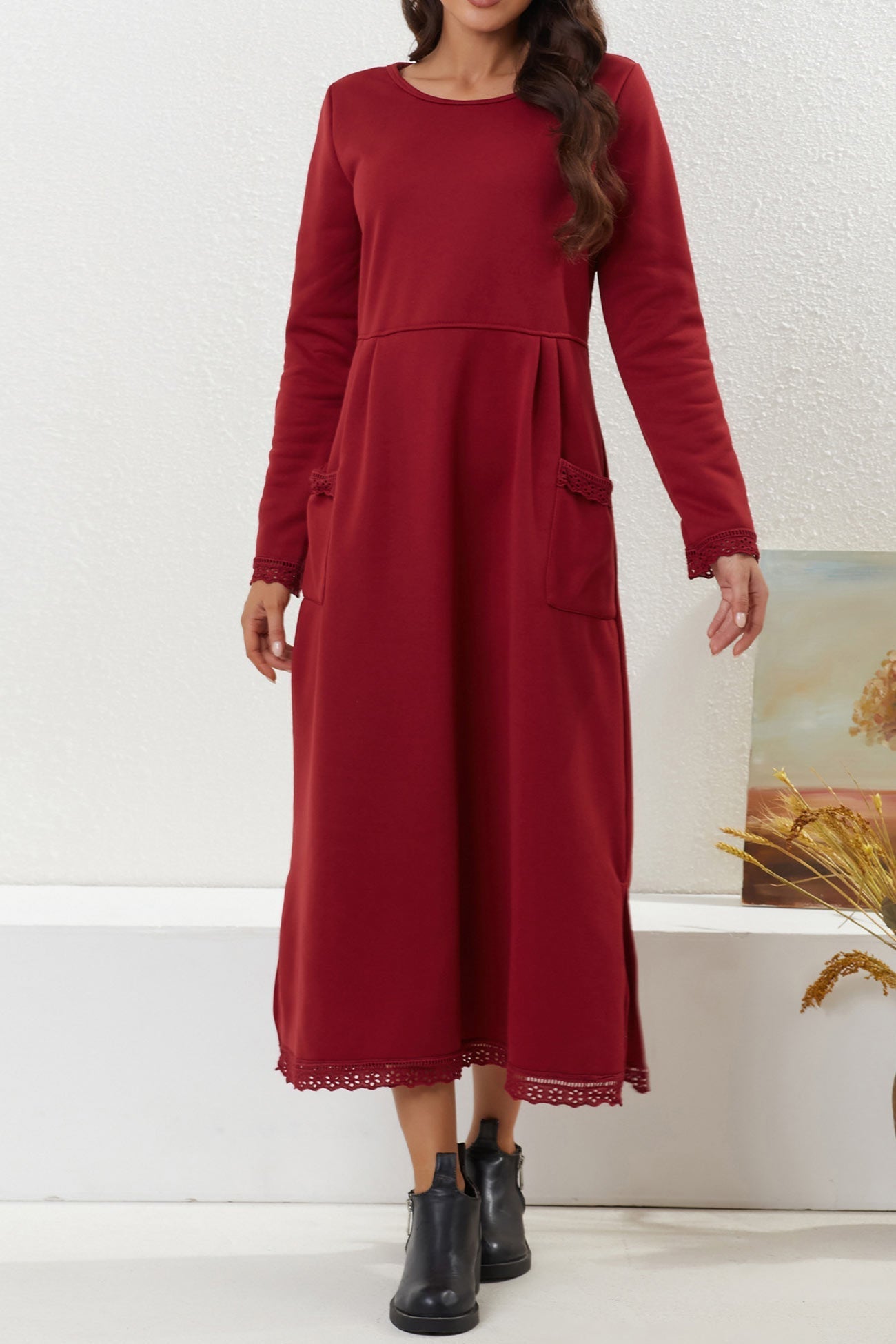 Beautifully Crafted Dress in a Classic Style
