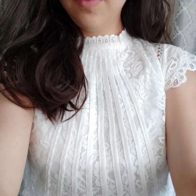 Classic Vintage & Enduringly Stylish Blouse