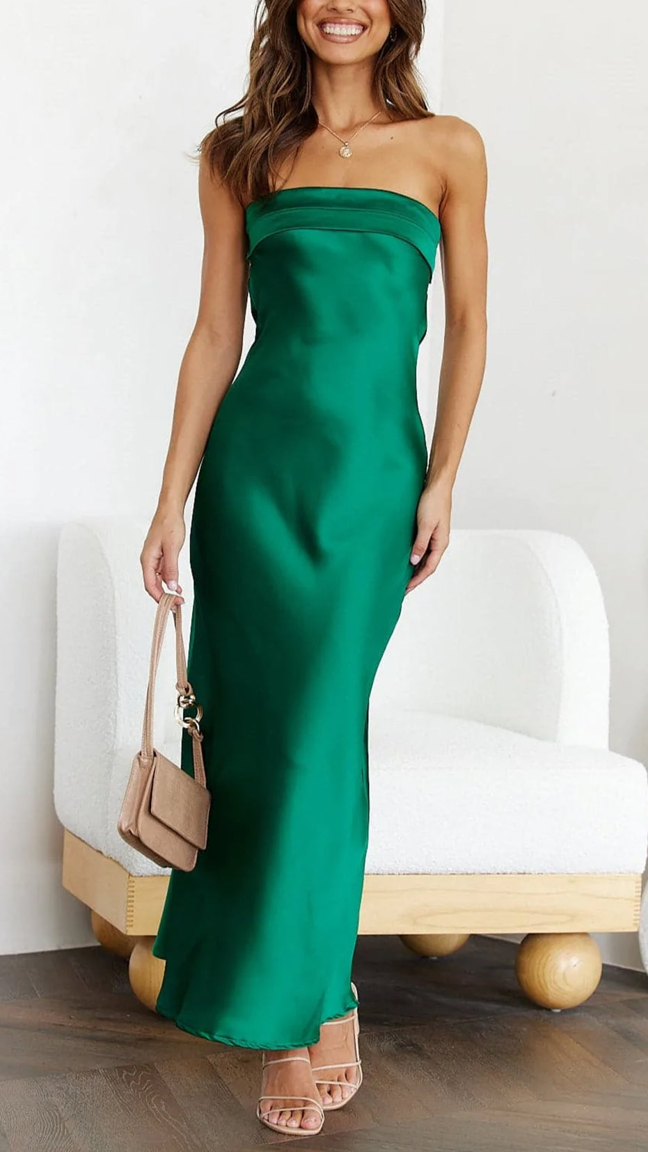 Gracefully Styled Dress for Any Occasion