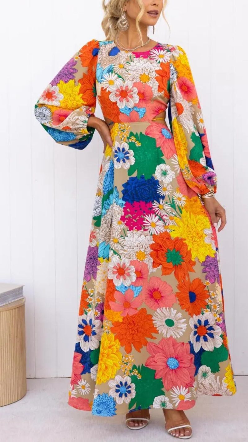 Well Tailored Dress with a Graceful Silhouette