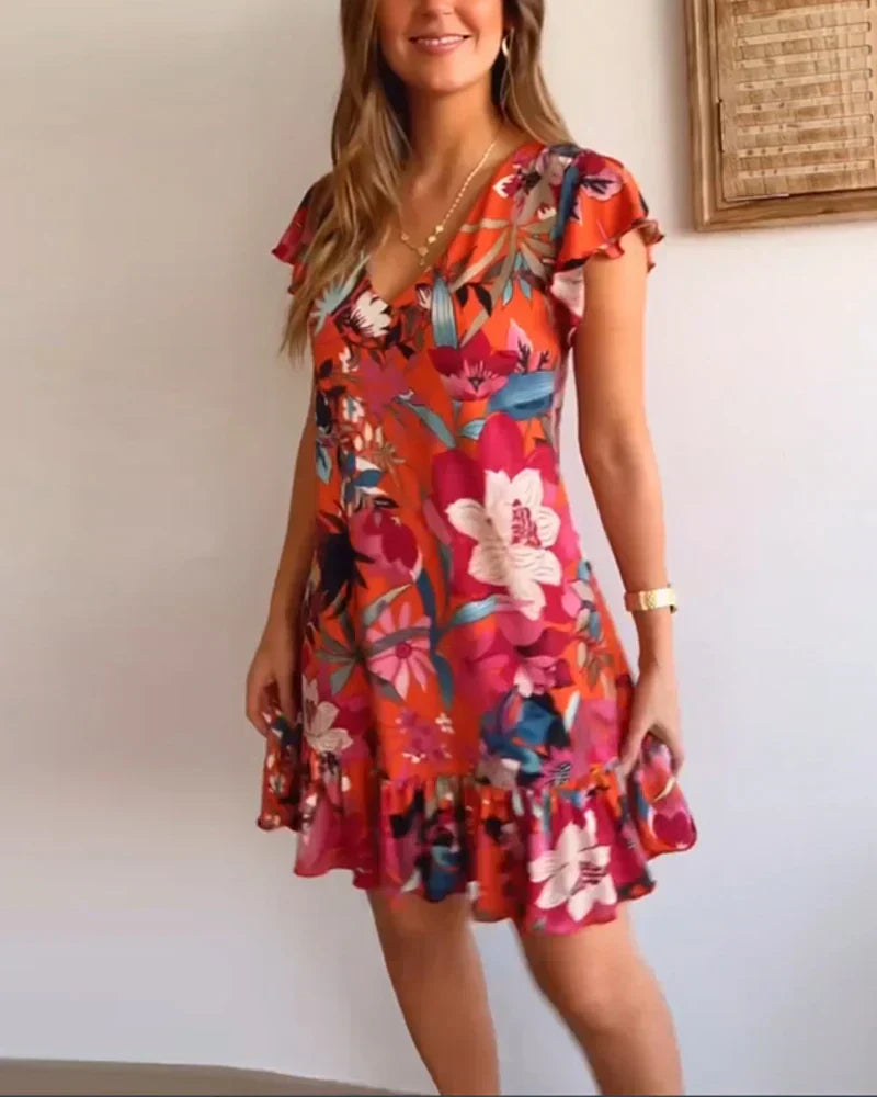 Well Tailored Dress with a Graceful Silhouette