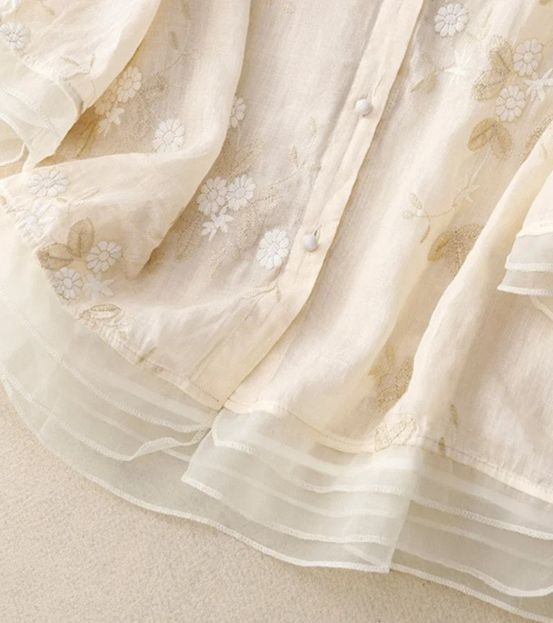 Effortlessly Elegant Shirt with a Timeless Design
