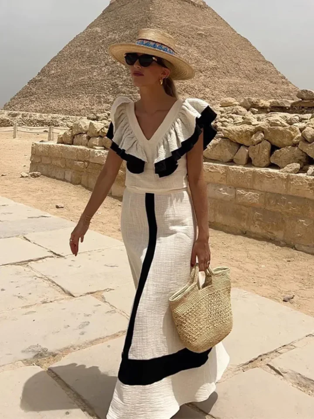 Classic Vintage & Enduringly Stylish Dress