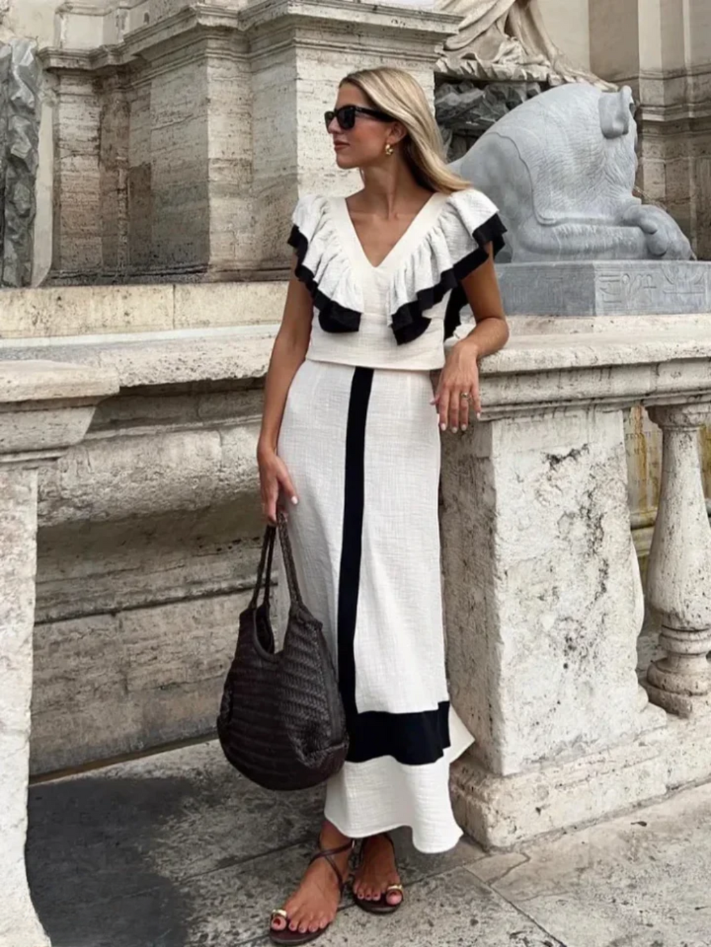 Classic Vintage & Enduringly Stylish Dress