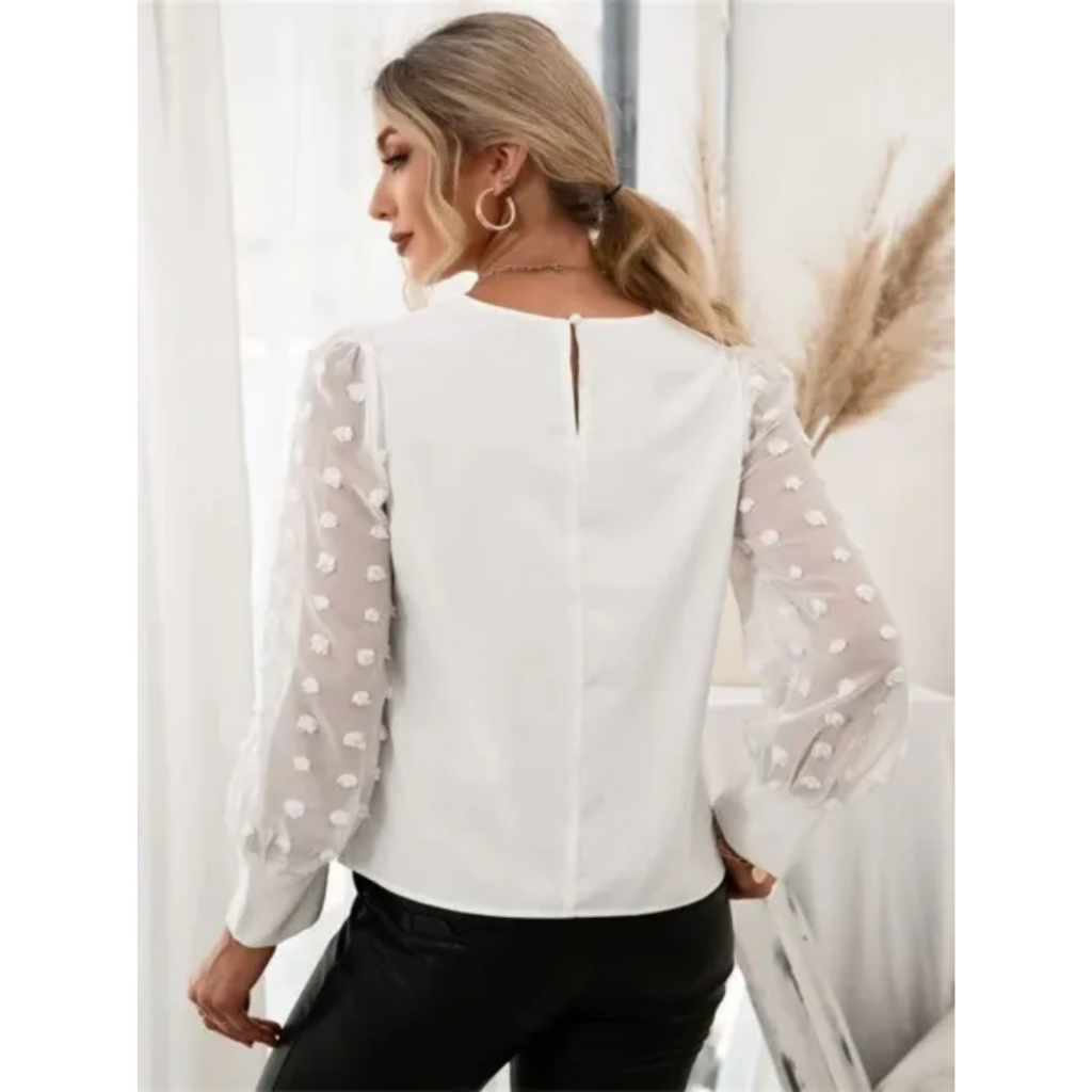 Classic Vintage Blouse with a Flattering Fit