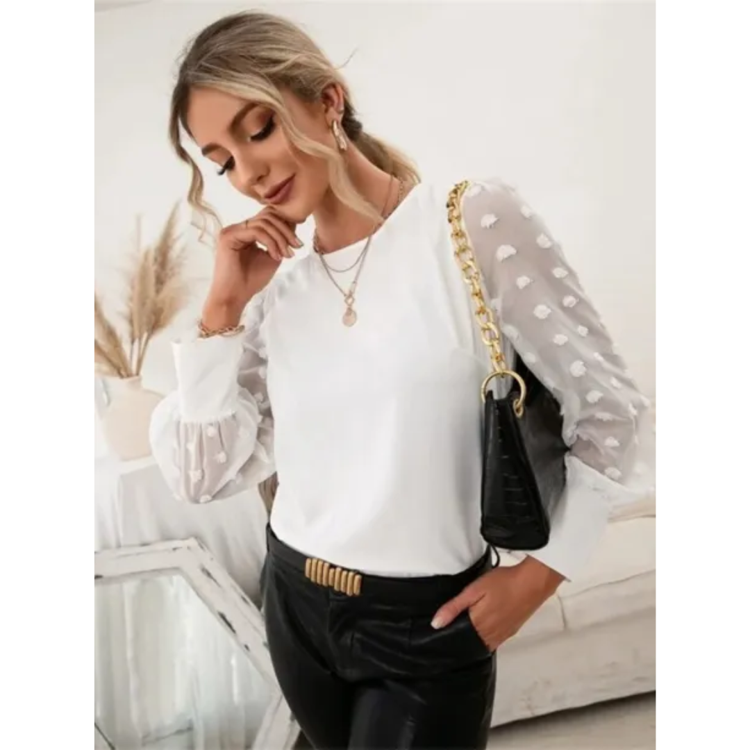 Classic Vintage Blouse with a Flattering Fit