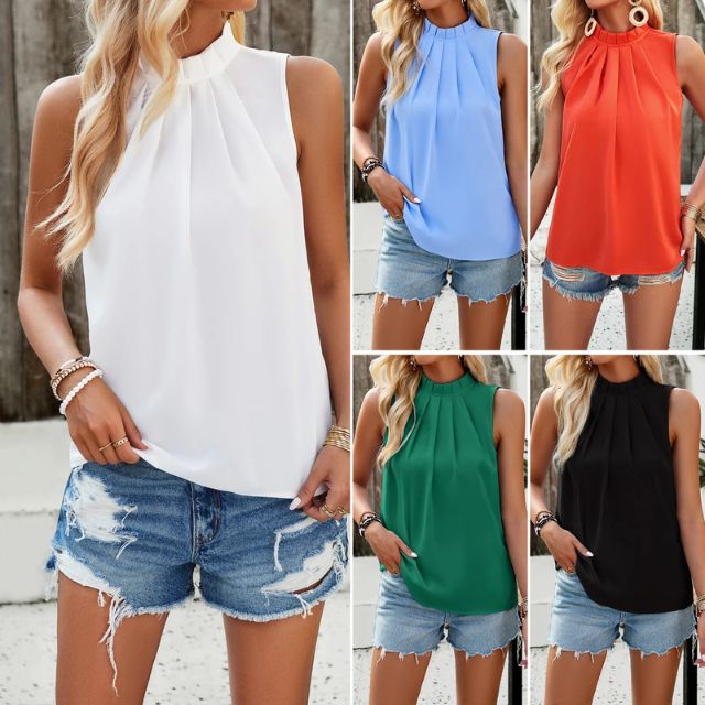 Well Tailored Blouse with a Graceful Silhouette