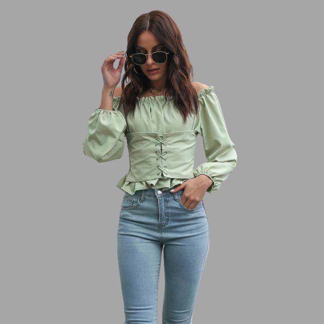 Sophisticated Blouse with a Clean Classic Look