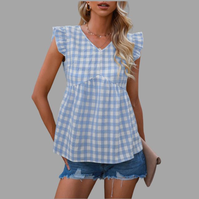 Classic Vintage Blouse with a Flattering Fit