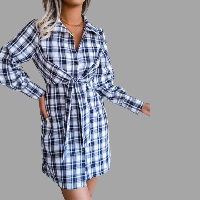 Effortlessly Elegant Dress with a Timeless Design