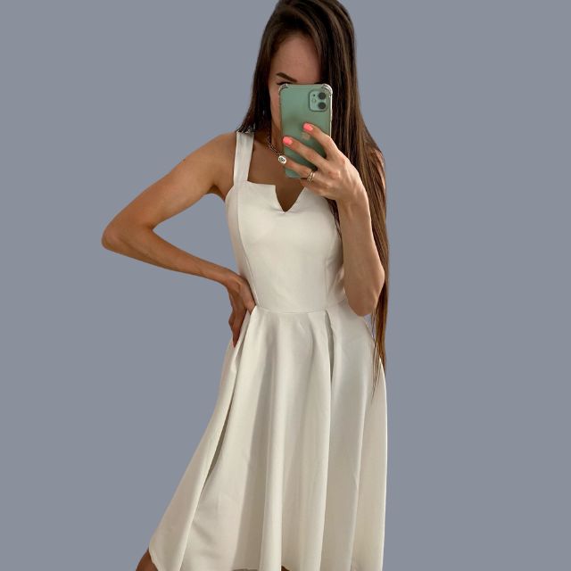 A Vintage Style Dress with Delicate Timeless Details