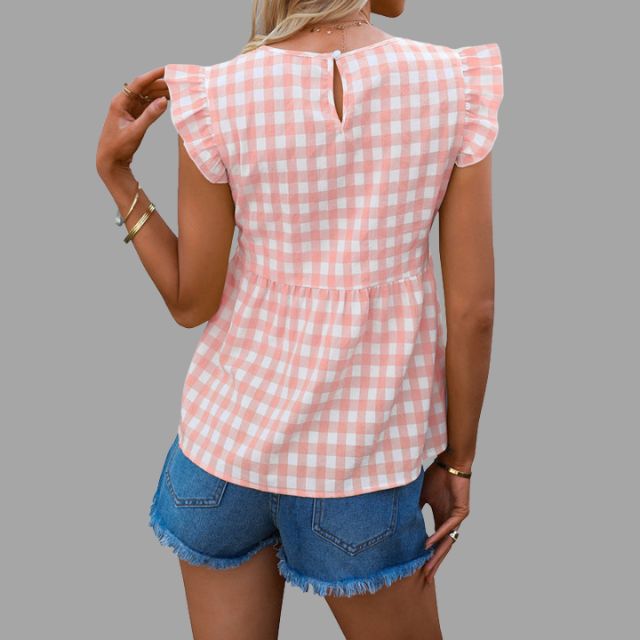 Classic Vintage Blouse with a Flattering Fit