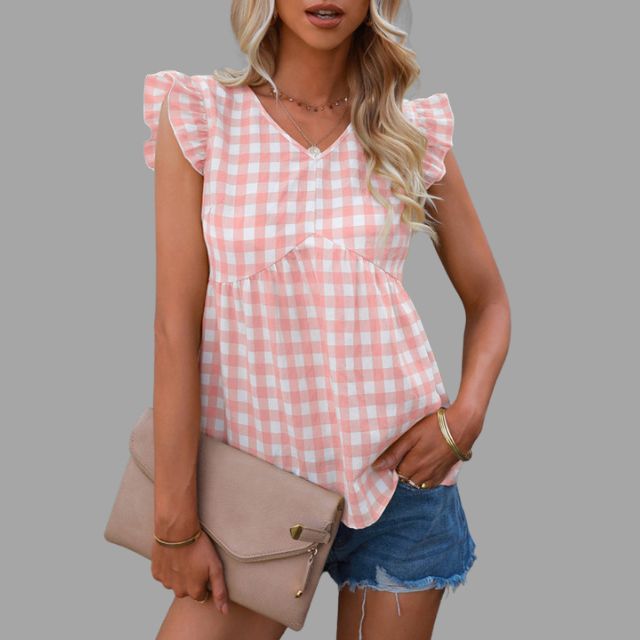 Classic Vintage Blouse with a Flattering Fit