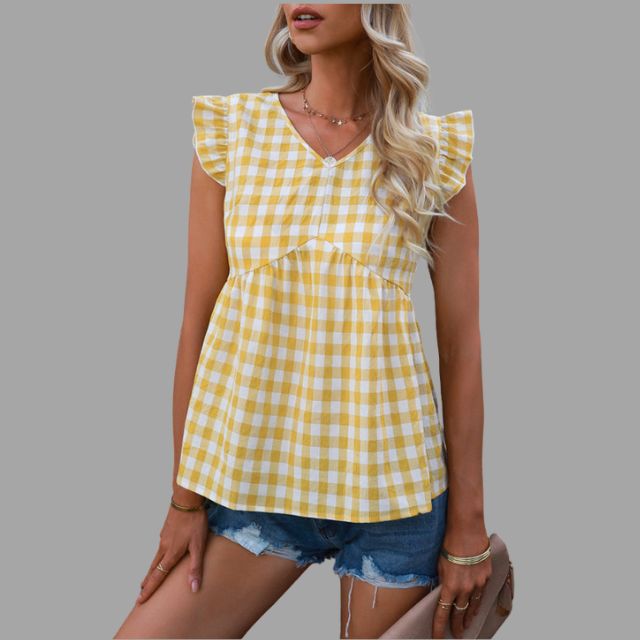Classic Vintage Blouse with a Flattering Fit