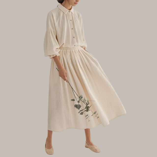 Classic Vintage & Enduringly Stylish Blouse