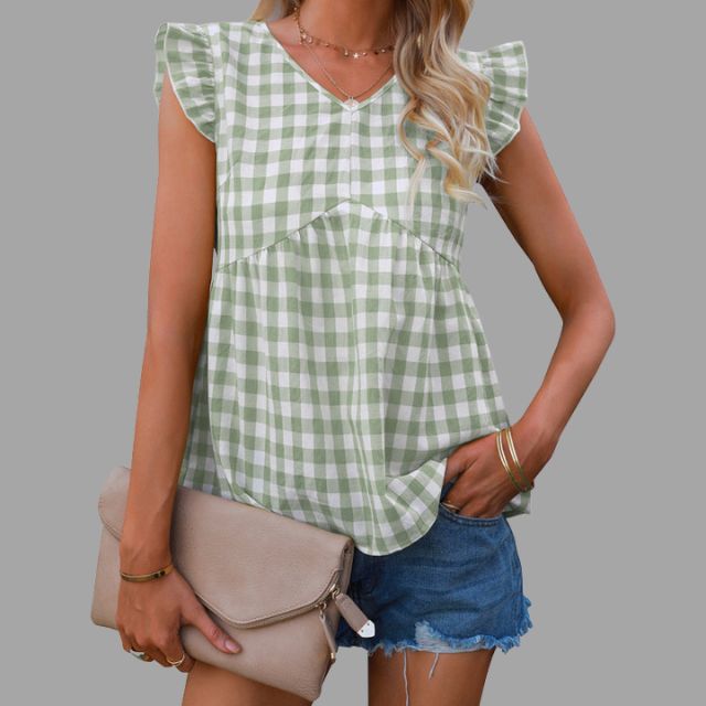 Classic Vintage Blouse with a Flattering Fit