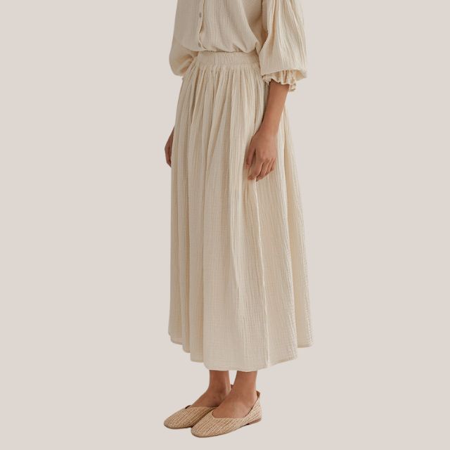 Classic Vintage & Enduringly Stylish Blouse