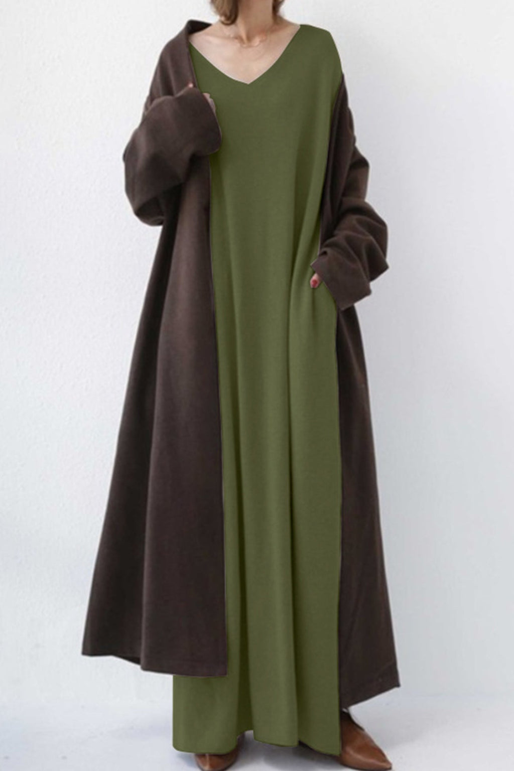 Gracefully Styled Dress for Any Occasion