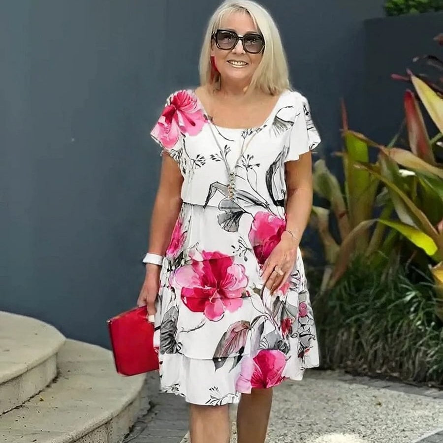 Effortlessly Elegant Dress with a Timeless Design
