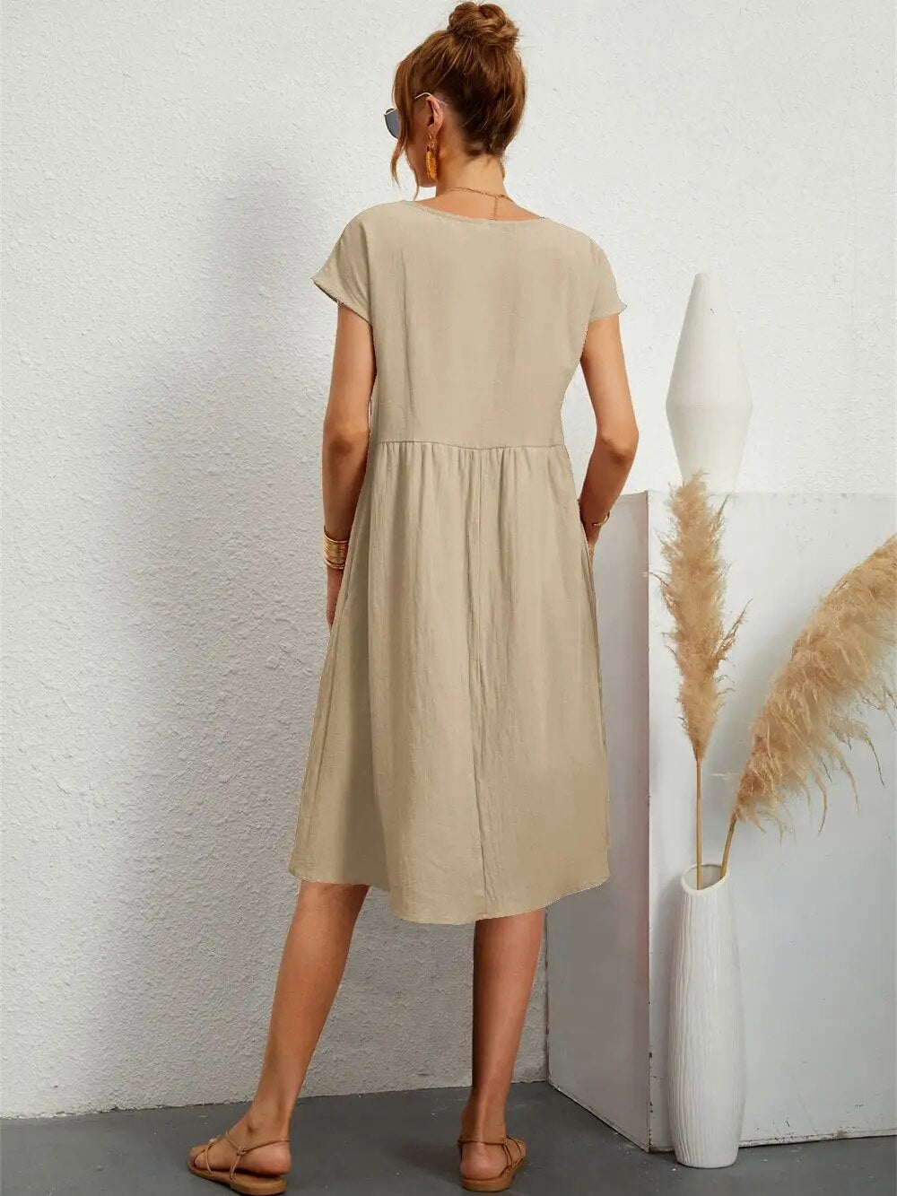 Polished Dress with an Effortless Classic Look