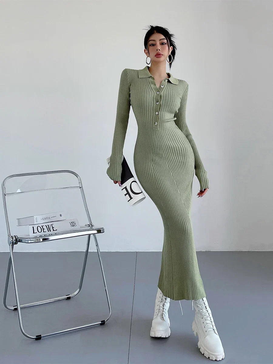 Classic Vintage & Enduringly Stylish Dress