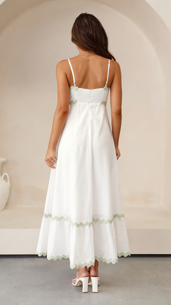 Effortlessly Elegant Dress with a Timeless Design
