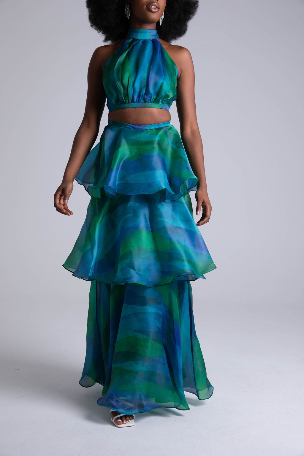 Well Tailored Dress with a Graceful Silhouette