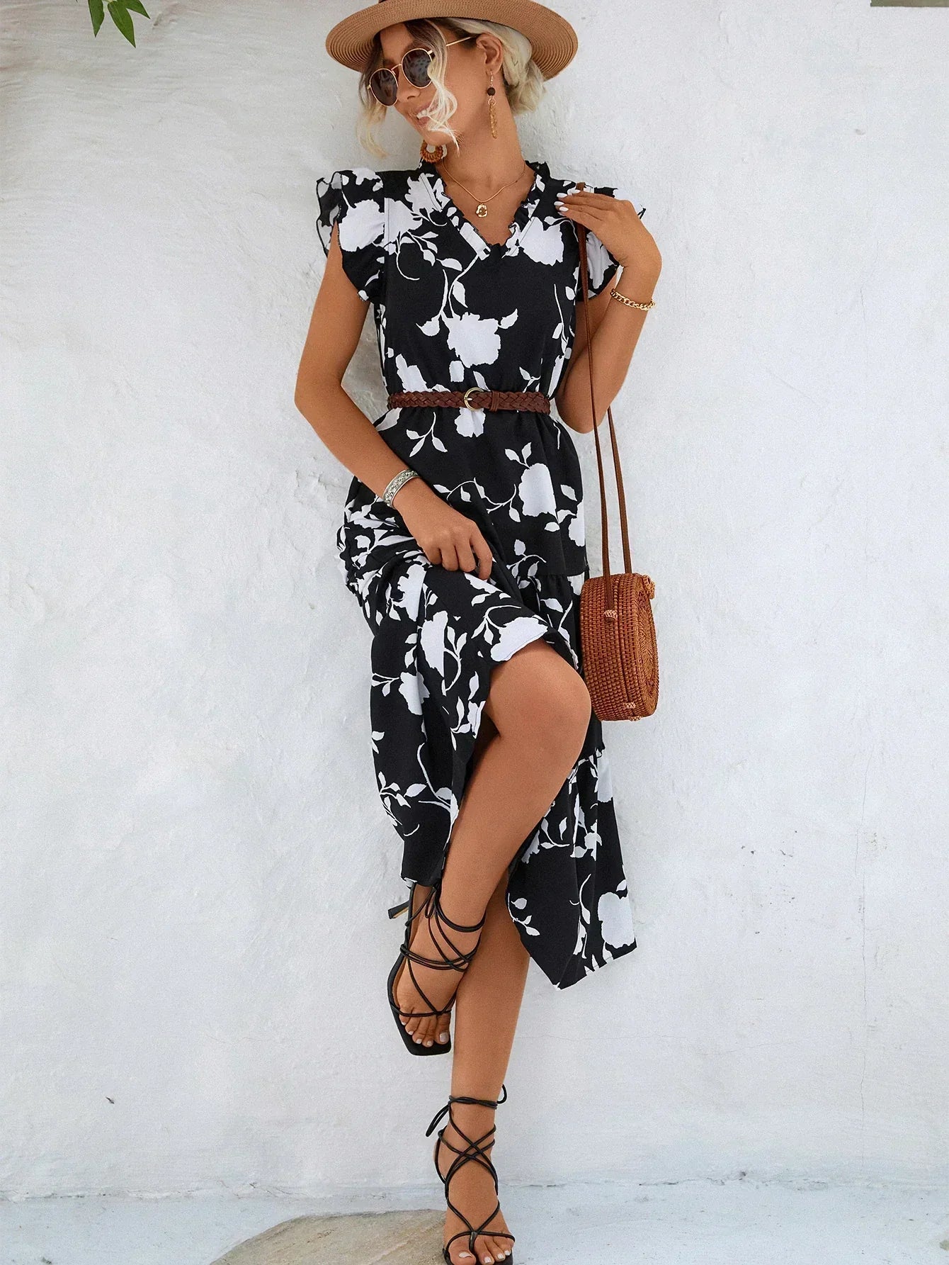 Sophisticated Dress with a Clean Classic Look