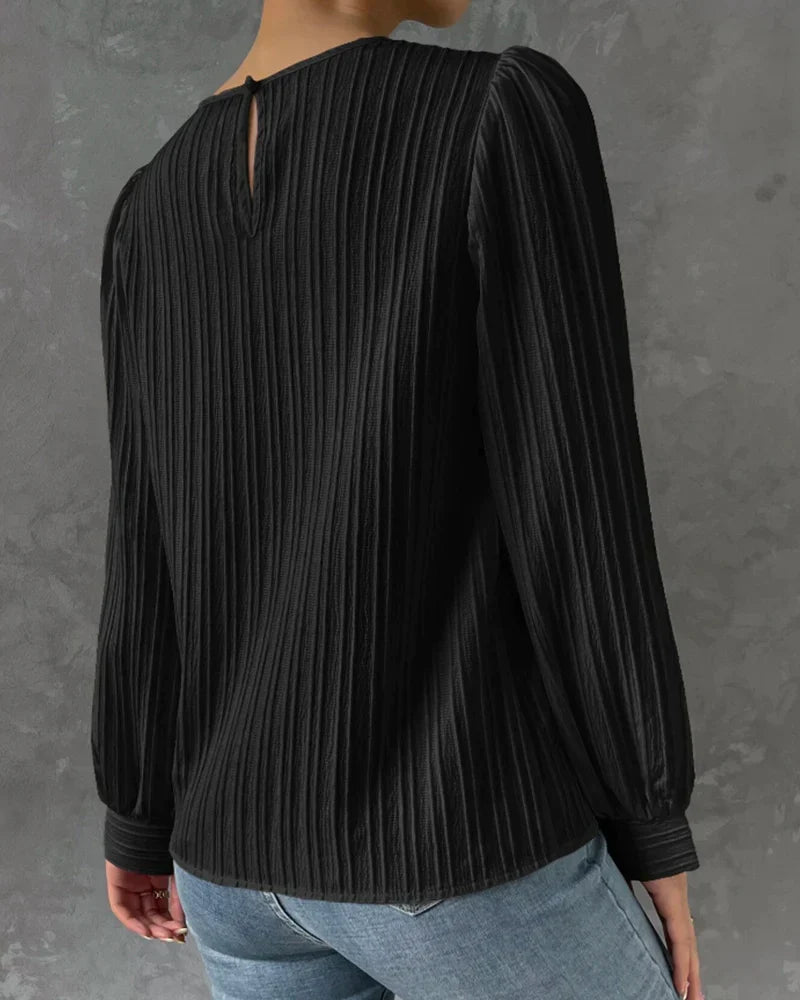 Sophisticated Blouse with a Clean Classic Look
