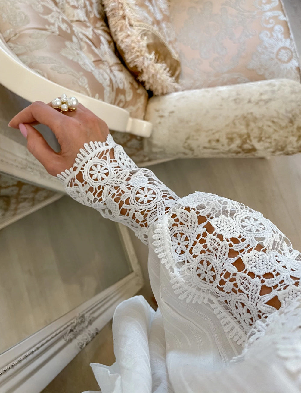 Beautifully Finished Blouse in a Timeless Design
