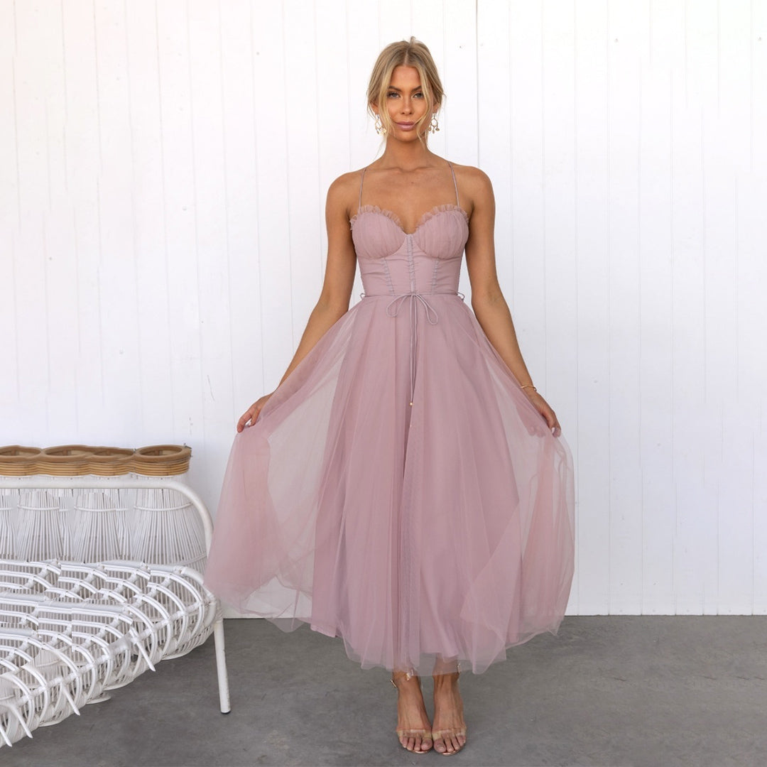 Gracefully Styled Dress for Any Occasion