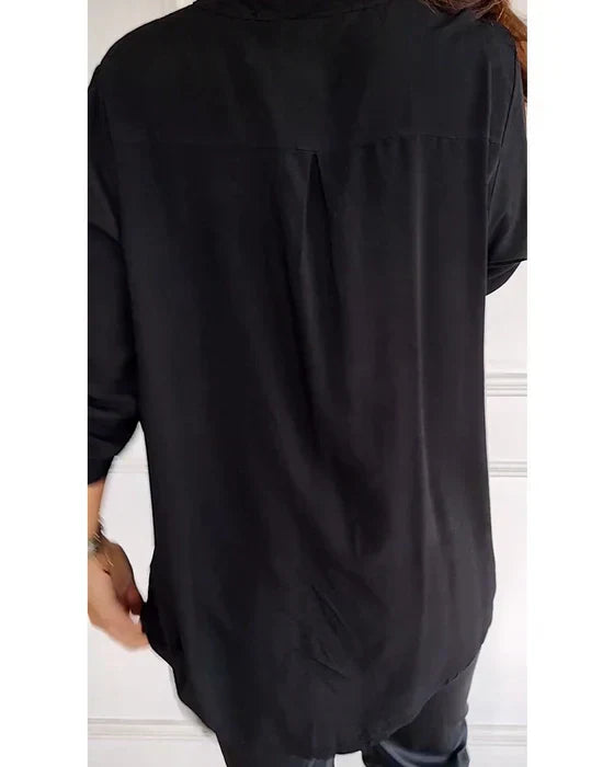 Sophisticated Blouse with a Clean Classic Look