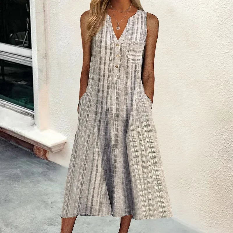 Classic Vintage Dress with a Flattering Fit