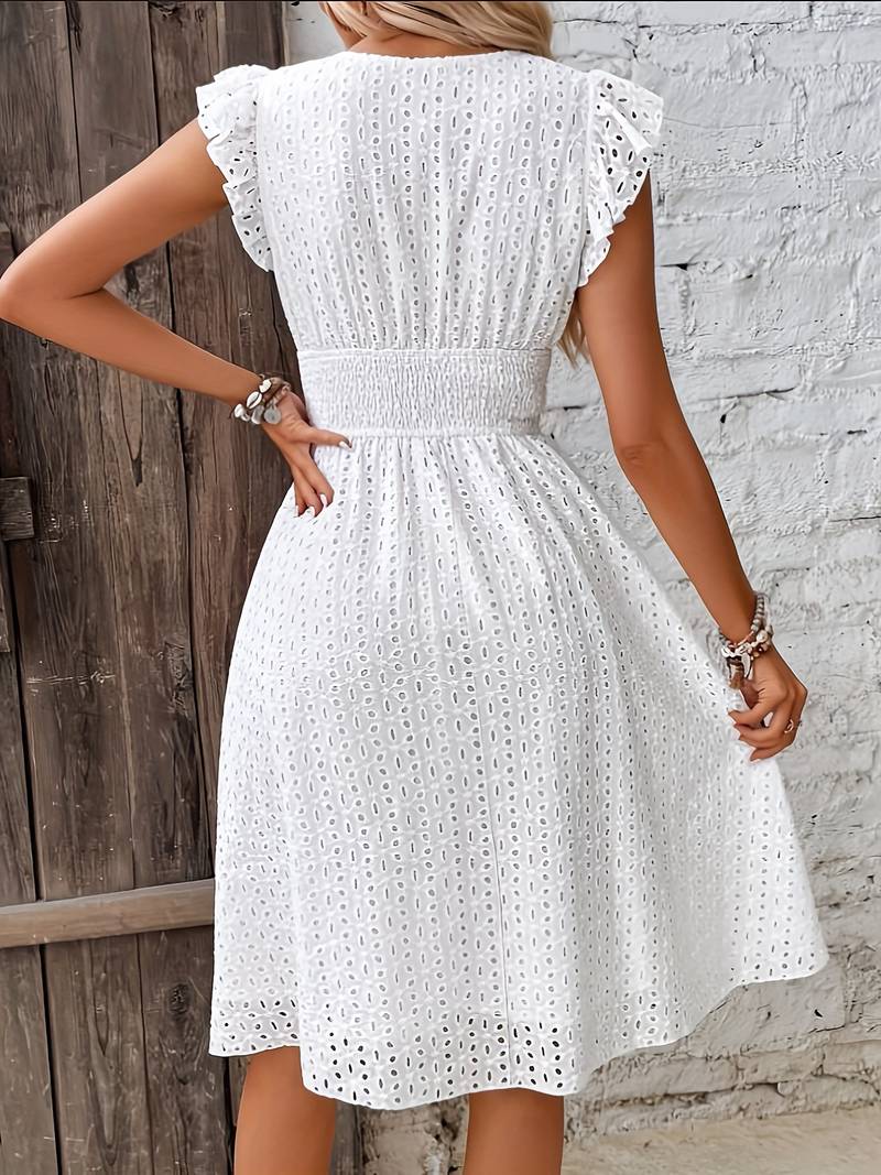 Beautifully Crafted Dress in a Classic Style