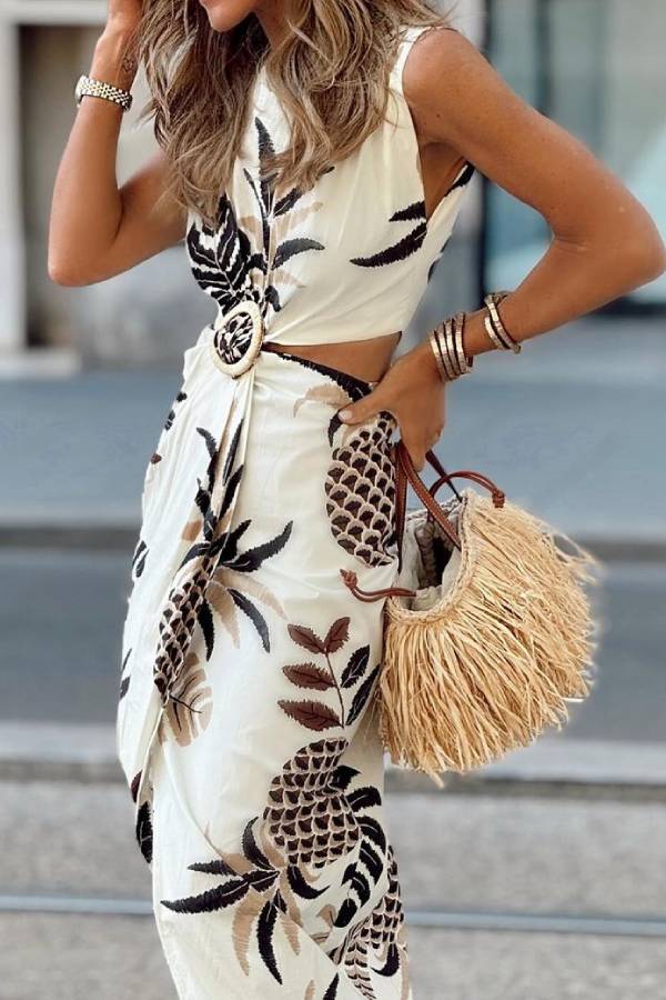 Polished Dress with an Effortless Classic Look