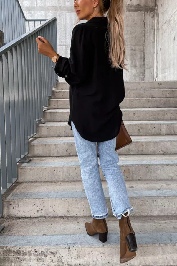 Classic Vintage Blouse with a Flattering Fit