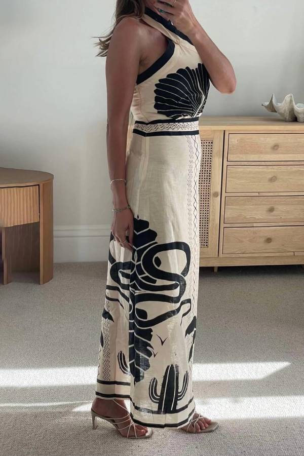 Classic Vintage & Enduringly Stylish Dress