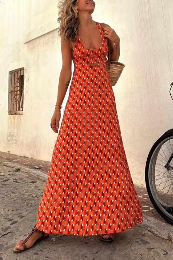 Gracefully Styled Dress for Any Occasion
