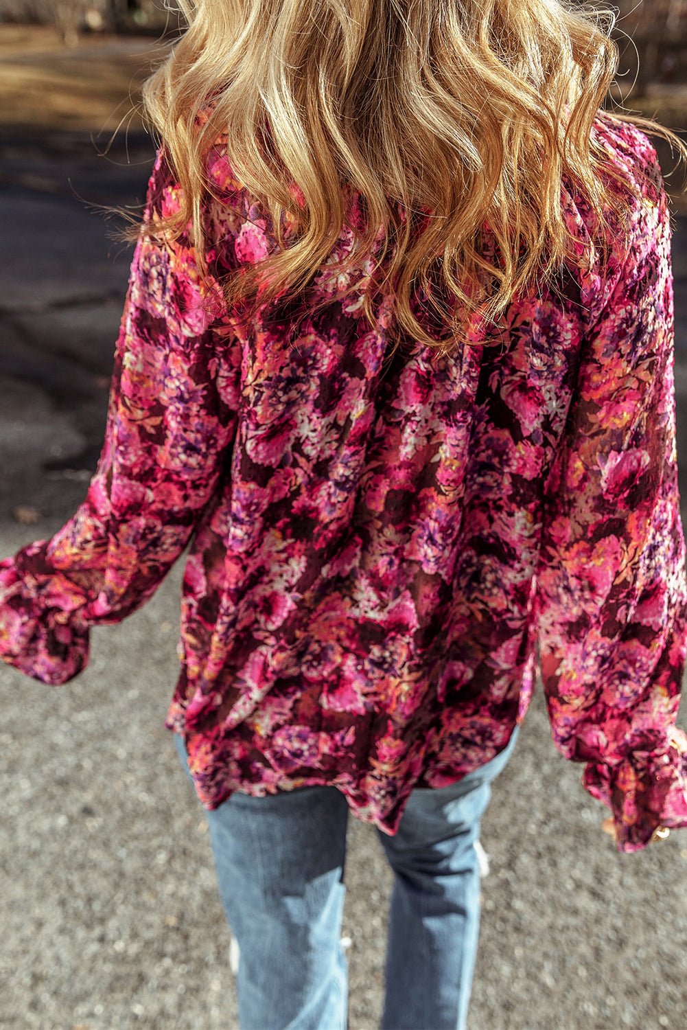 Effortlessly Elegant Blouse with a Timeless Design