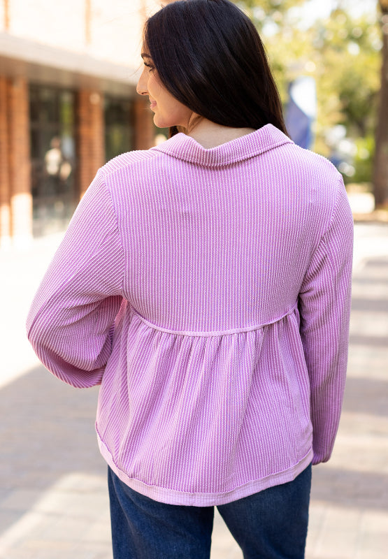Sophisticated Blouse with a Clean Classic Look