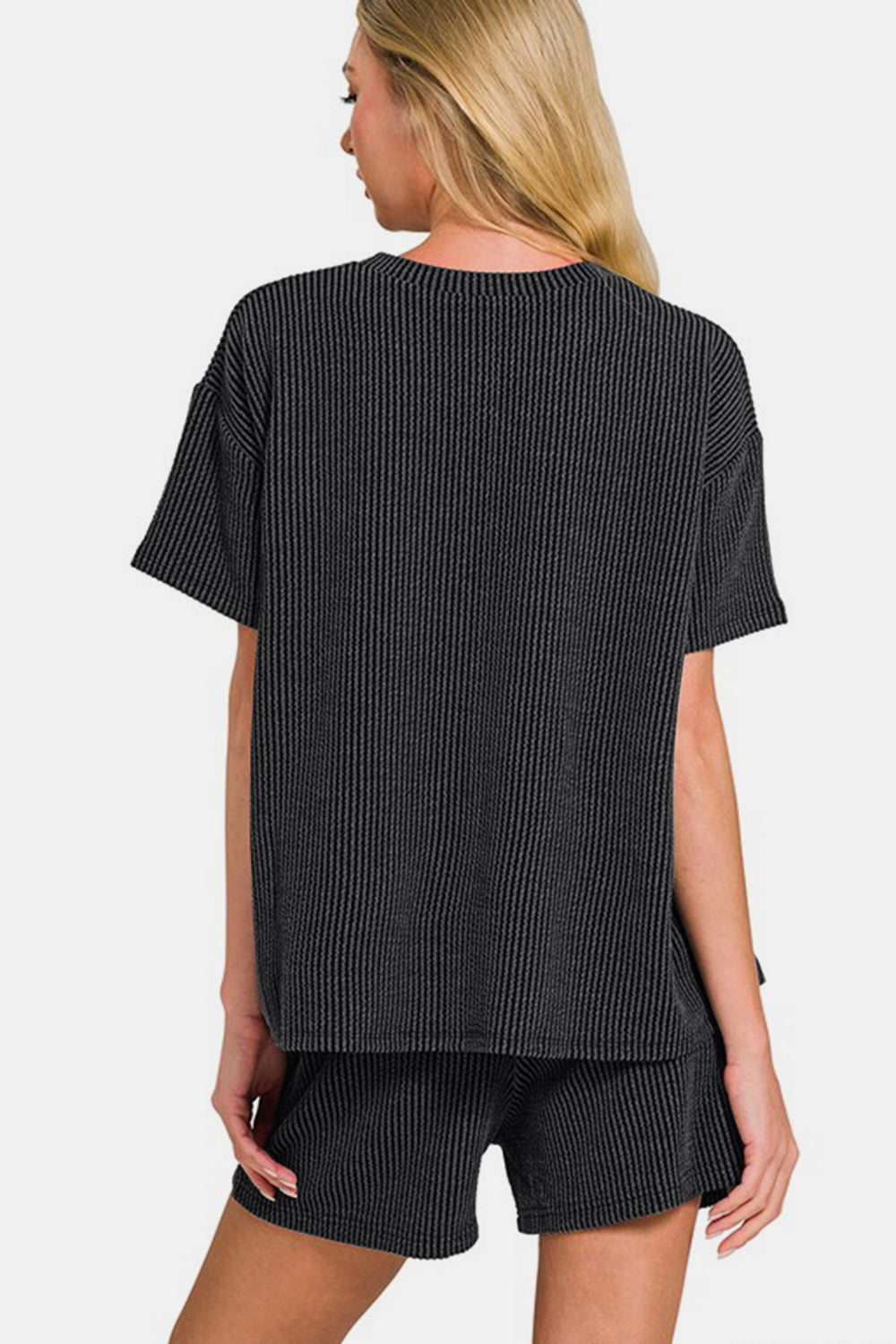 Elegantly Styled T-Shirt for Everyday Wear