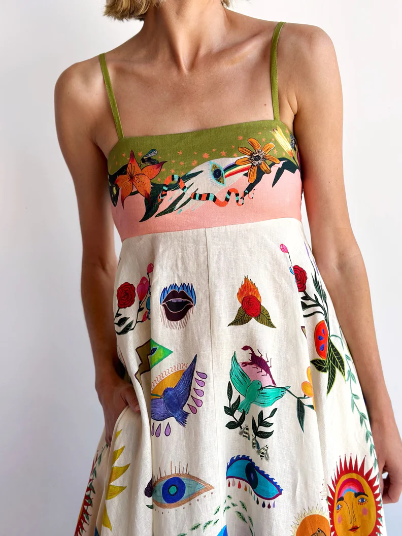 Beautifully Crafted Dress in a Classic Style