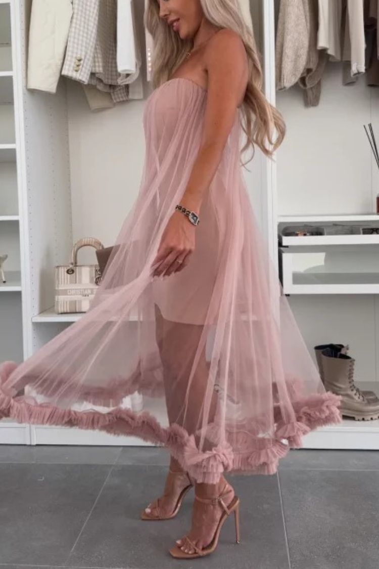 Gracefully Styled Dress for Any Occasion