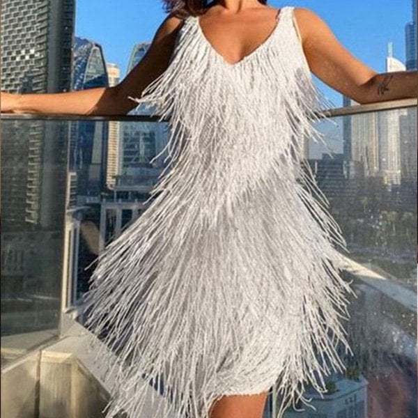 Gracefully Styled Dress for Any Occasion