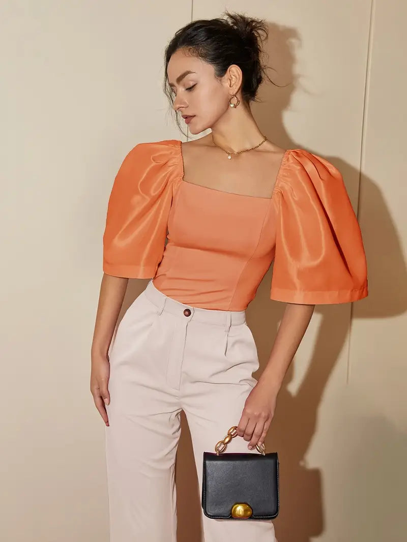 Well Tailored Blouse with a Graceful Silhouette