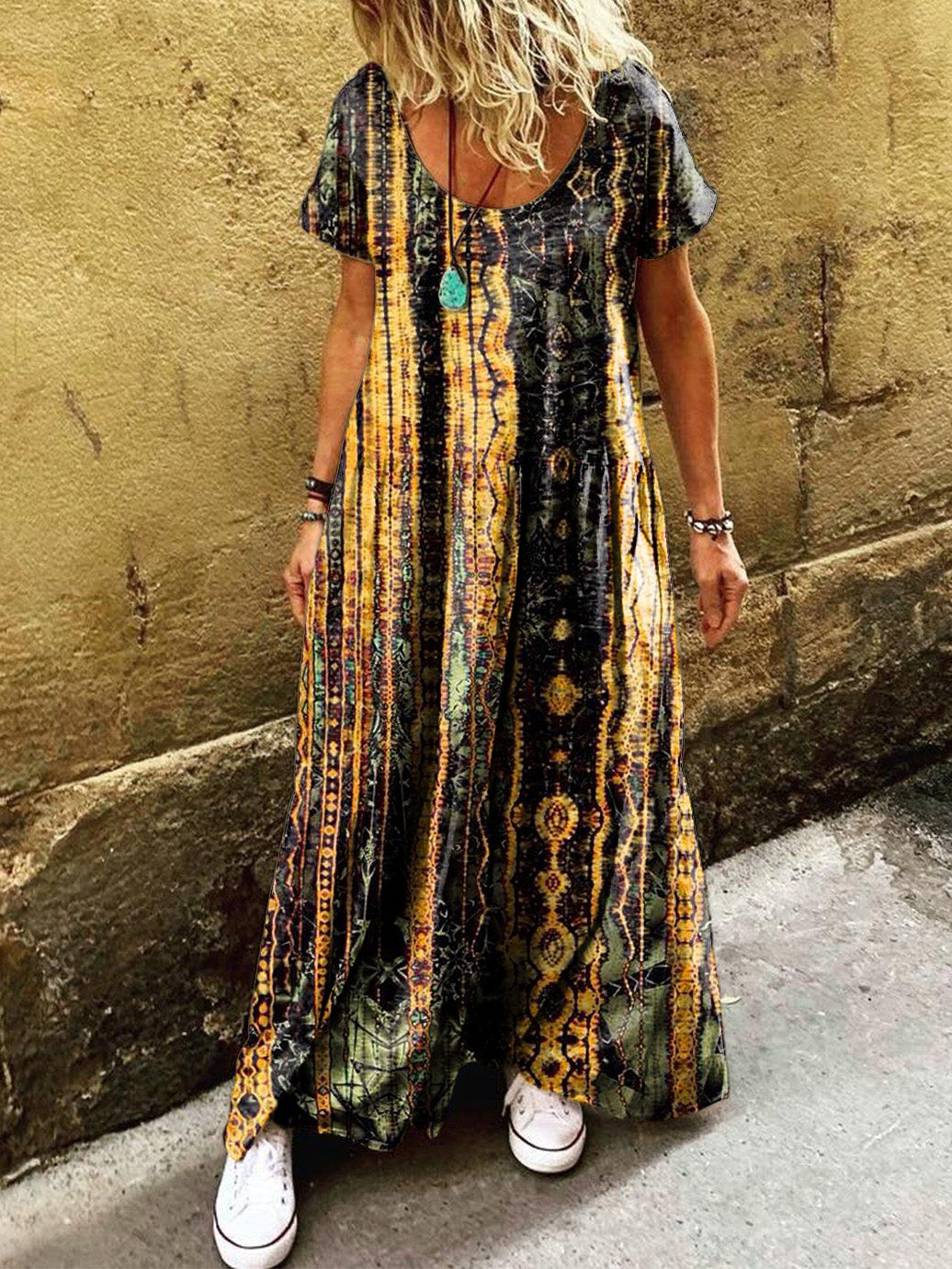Timeless Vintage Style Dress