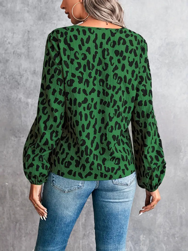 Gracefully Styled Blouse for Any Occasion