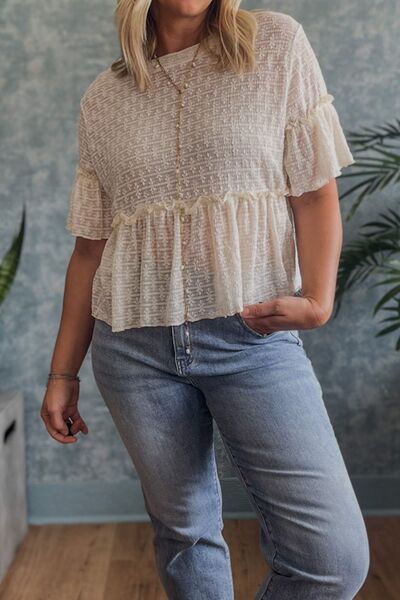 Effortlessly Elegant Blouse with a Timeless Design