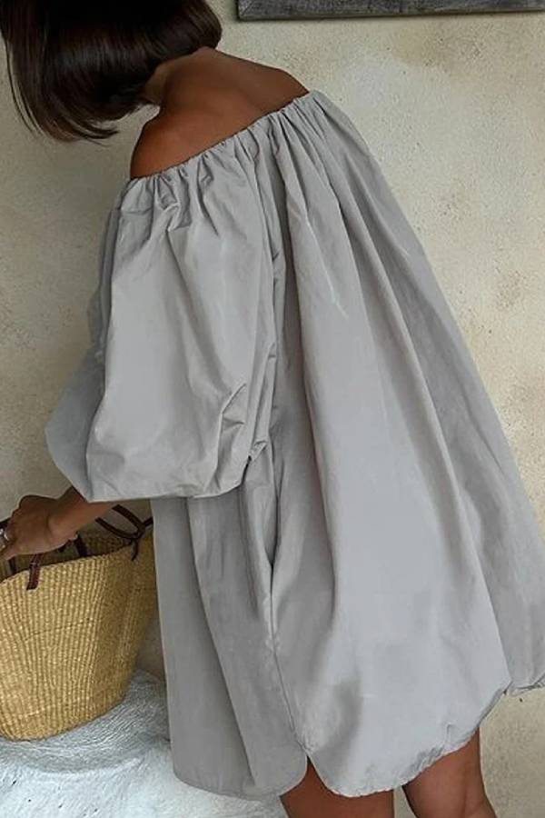 Well Tailored Dress with a Graceful Silhouette